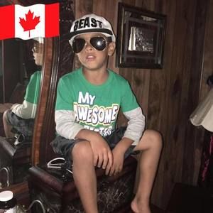 Meet your Posher, Camaño